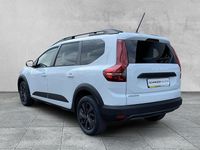 Gebraucht Dacia Jogger Expression 110 PS (80 kW) 2025 Weiß Van / Kleinbus