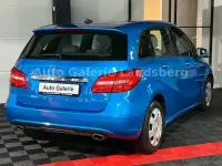 Gebraucht Mercedes B220 177 PS (130 kW) 2014 Blau Van / Kleinbus