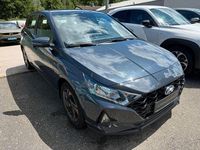 Gebraucht Hyundai i20 Select 101 PS (74 kW) 2023 Grau Limousine