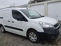 Gebraucht Peugeot TePee Active 92 PS (67 kW) 2017 Weiß Kombi