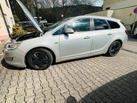 Gebraucht Opel Astra 125 PS (91 kW) 2011 Silber Kombi