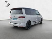 Gebraucht VW Multivan Life 150 PS (110 kW) 2025 Candyweiß Van