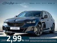 Gebraucht BMW 520 M Sport 197 PS (144 kW) 2025 Sophistograu brillanteffekt metallic Kombi