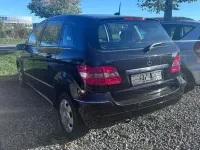 Gebraucht Mercedes B170 116 PS (85 kW) 2005 Schwarz Van / Kleinbus