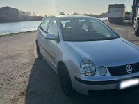 Gebraucht VW Polo 75 PS (55 kW) 2001 Silber Kleinwagen
