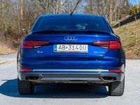 Gebraucht Audi A4 Sport 150 PS (110 kW) 2019 Blau Limousine