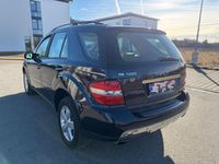 Gebraucht Mercedes ML500 306 PS (225 kW) 2006 Blau SUV