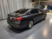 Gebraucht BMW 750 400 PS (294 kW) 2017 Sophistograu brillanteffekt Limousine