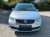 Gebraucht VW Touran 140 PS (102 kW) 2009 Silber Van / Kleinbus