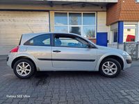 Gebraucht Renault Mégane II 113 PS (83 kW) 2003 Sternsilbermetallic Limousine