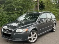 Gebraucht Volvo V50 110 PS (80 kW) 2011 Grau Kombi