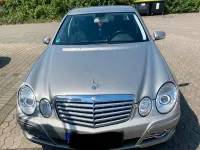 Usata Mercedes E200 184 CV (135 kW) 2006 Argento Berlina