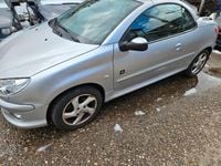 Gebraucht Peugeot 206 CC 108 PS (79 kW) 2006 Silber Cabrio