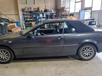 Gebraucht BMW 318 Cabriolet 150 PS (110 kW) 2005 Grau Cabrio