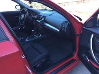 Gebraucht BMW 120 241 PS (177 kW) 2008 Rot metallic Kleinwagen