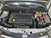 Używany Opel Astra 2006 Srebrny Sedan/Limuzyna
