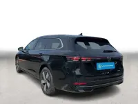Gebraucht VW Passat Elegance 177 PS (130 kW) 2025 Schwarz Kombi