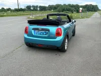 Gebraucht Mini Cooper Cabriolet 136 PS (100 kW) 2017 Blau Cabrio