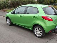 Gebraucht Mazda 2 Independence 75 PS (55 kW) 2010 Grün Kleinwagen