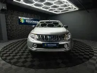 Gebraucht Mitsubishi L200 Plus 181 PS (133 kW) 2017 Silber Pickup