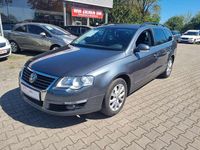 Second-hand VW Passat Comfortline 122 CP (89 kW) 2011 Gri Break