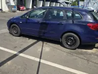 Gebraucht Opel Astra 100 PS (73 kW) 2013 Blau Kombi