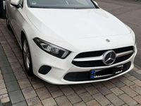 Gebraucht Mercedes A200 Style 163 PS (119 kW) 2018 Weiß Kleinwagen