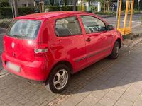 Second-hand VW Fox 54 CP (39 kW) 2006 Roșu Hatchback