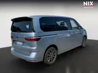 Gebraucht VW Multivan Life 177 PS (130 kW) 2024 Silber Van / Kleinbus