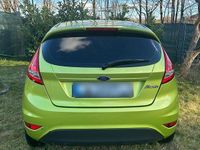 Gebraucht Ford Fiesta 75 PS (55 kW) 2009 Grün Kleinwagen
