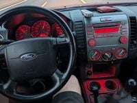 Gebraucht Ford Ranger 143 PS (105 kW) 2011 Rot Pickup