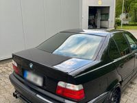 gebraucht BMW 323 E36 i Limousine