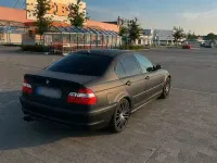 Gebraucht BMW 318 Sport Line 143 PS (105 kW) 2003 Schwarz Limousine