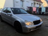 Gebraucht Mercedes C220 2003 Silber Limousine
