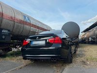 Gebraucht BMW 325 197 PS (144 kW) 2009 Schwarz Limousine