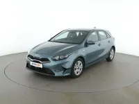 Usado Kia Ceed Edition 7 2023 Gris Utilitario