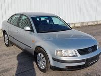 Gebraucht VW Passat 125 PS (91 kW) 1998 Silber Limousine