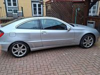 Gebraucht Mercedes CL220 143 PS (105 kW) 2002 Silber Coupé