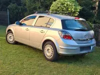 Usata Opel Astra 115 CV (84 kW) 2011 Argento Utilitaria