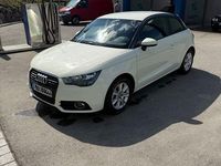 Gebraucht Audi A1 Ambition 105 PS (77 kW) 2011 Weiß Kleinwagen