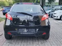 Gebraucht Mazda 2 Independence 75 PS (55 kW) 2009 Schwarz Kleinwagen