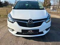 Gebraucht Opel Zafira 131 PS (96 kW) 2018 Weiß Van / Kleinbus