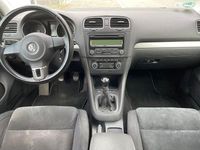 Gebraucht VW Golf VI Highline 122 PS (89 kW) 2009 Deep black perleffekt Kleinwagen