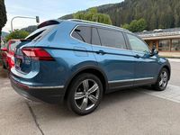 Gebraucht VW Tiguan Allspace Highline 150 PS (110 kW) 2017 Blau SUV