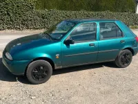Usata Ford Fiesta 75 CV (55 kW) 1999 Verde Utilitaria
