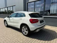 Gebraucht Mercedes GLA180 122 PS (89 kW) 2016 Weiß SUV