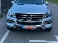 Gebraucht Mercedes ML350 257 PS (189 kW) 2013 Silber SUV