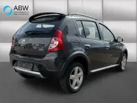 Używany Dacia Sandero Stepway 88 KM (64 kW) 2011 Szary Sedan/Limuzyna