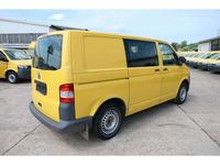 Gebraucht VW T5 84 PS (61 kW) 2011 Ginstergelb r1032 Van