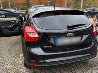 Usata Ford Focus 125 CV (91 kW) 2013 Nero Berlina